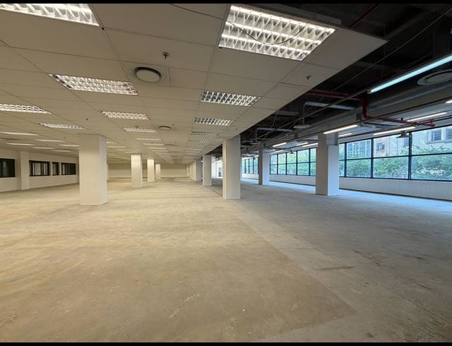 1,423M² BUILDING TO LET IN CAPE TOWN CITY CENTRE